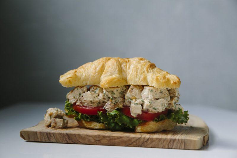 2 (8oz) Free Range Chicken Breast Boneless Skinless Split-190